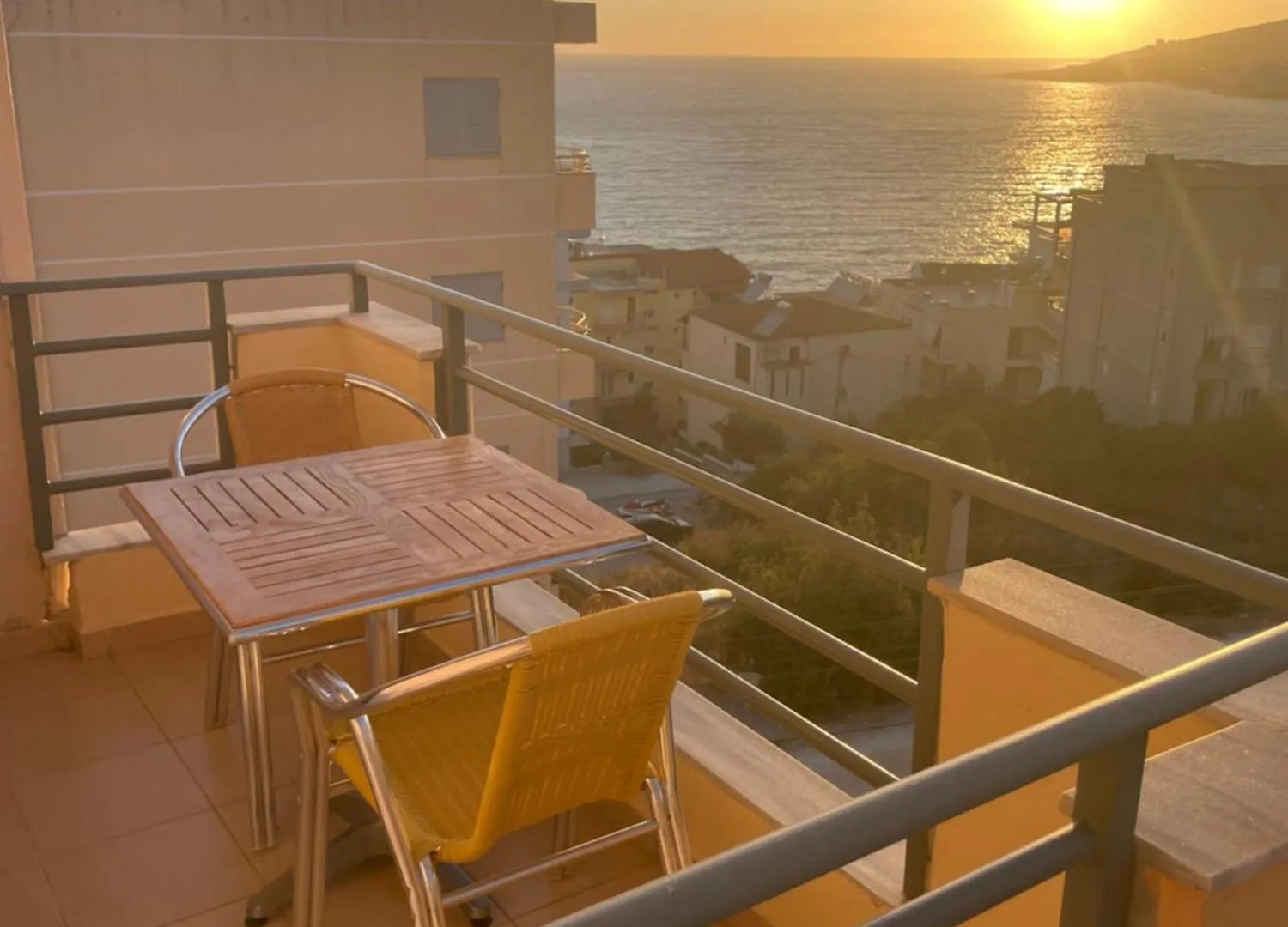Honey Studios Sarandë