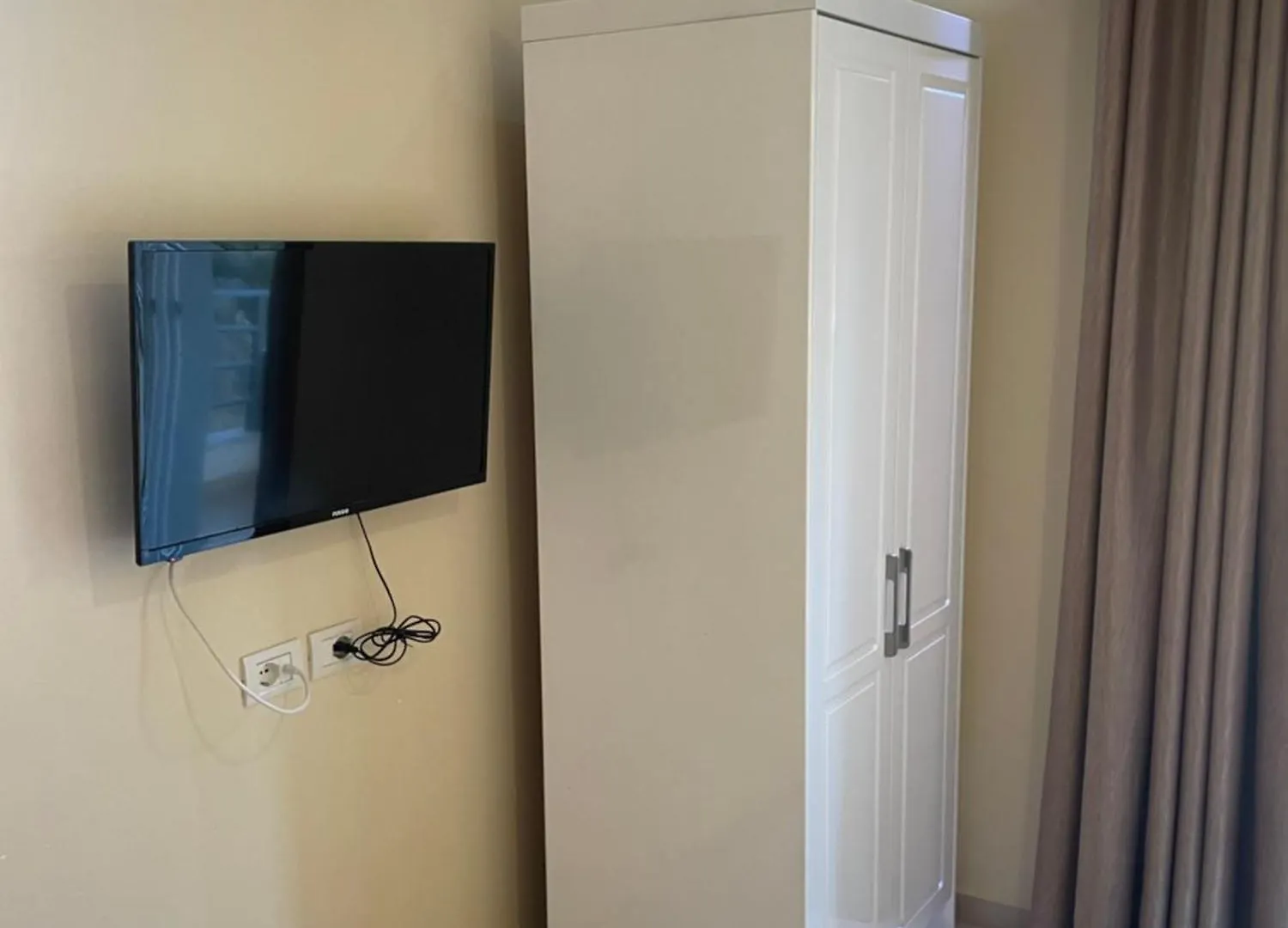 Honey Studios Sarandë 0*,