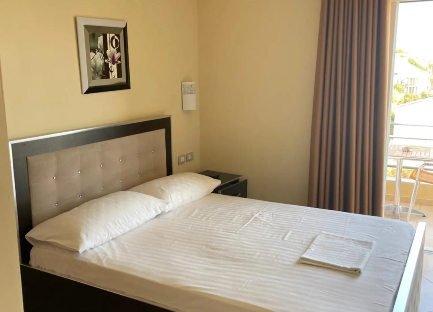 게스트하우스 Honey Studios Sarandë