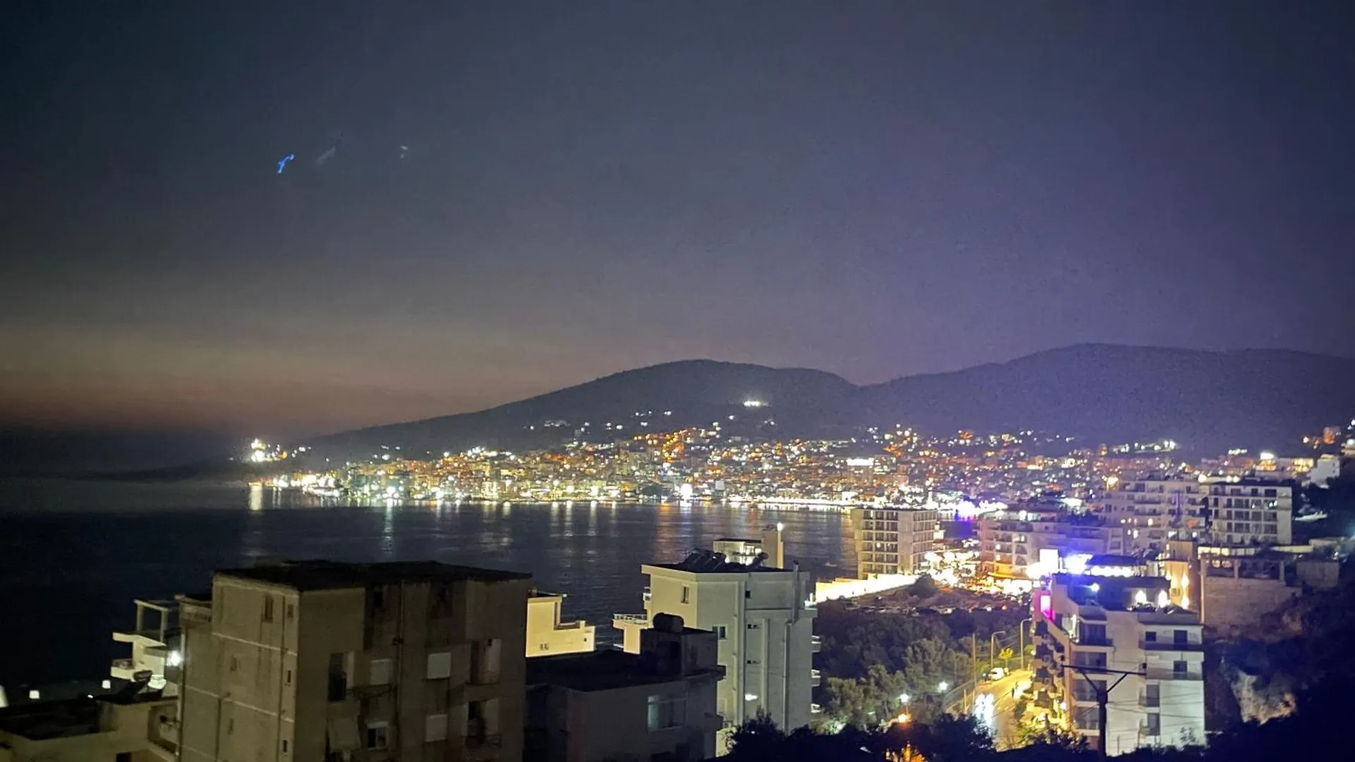 Affittacamere Honey Studios Sarandë