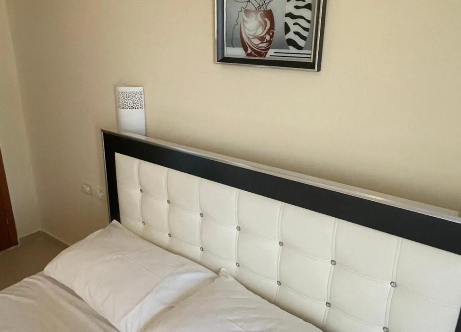 Honey Studios Sarandë Affittacamere