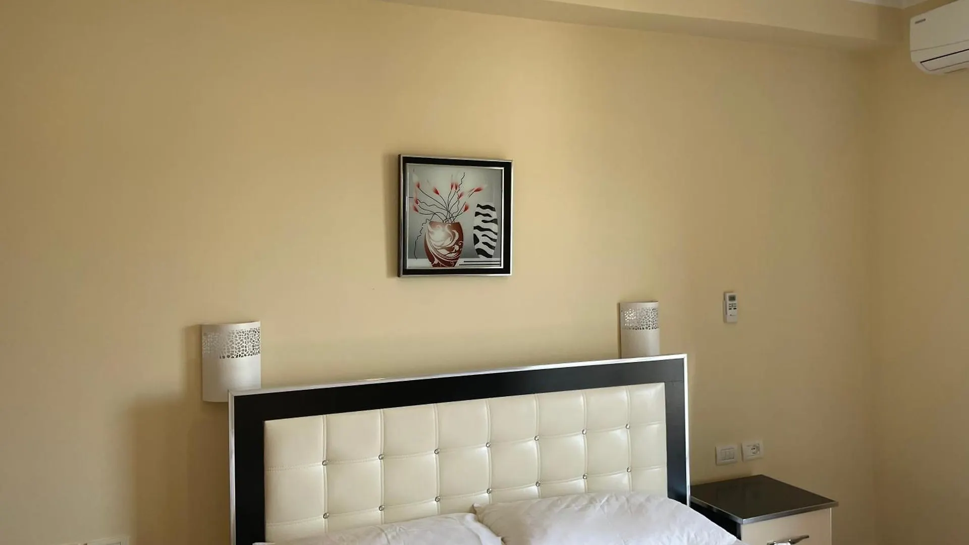 ゲストハウス Honey Studios Sarandë アルバニア