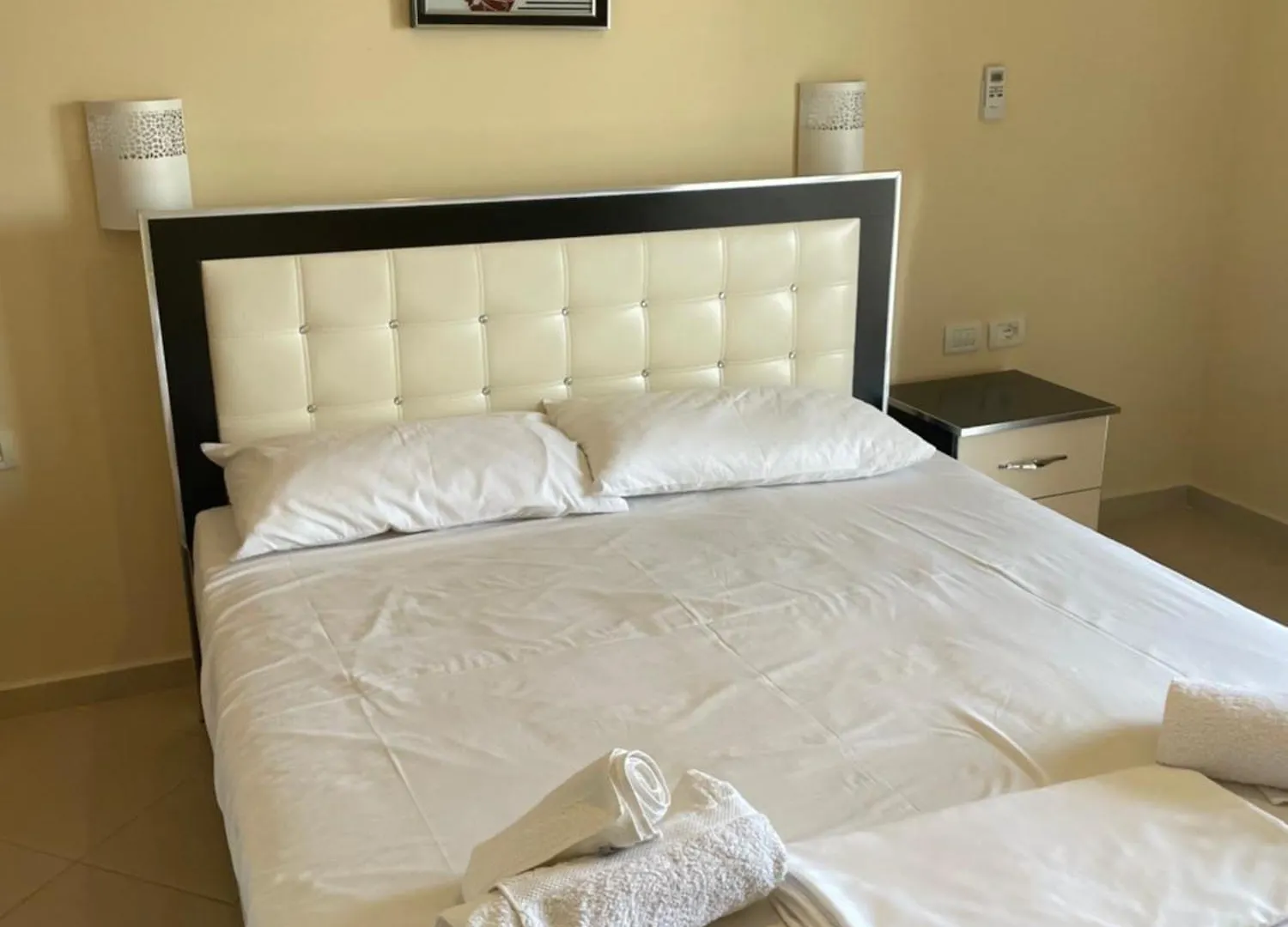 Affittacamere Honey Studios Sarandë Albania