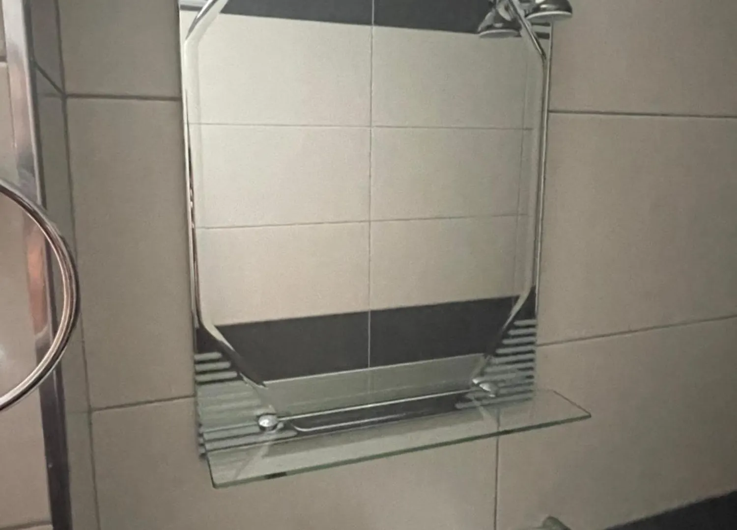 Honey Studios Sarandë ゲストハウス