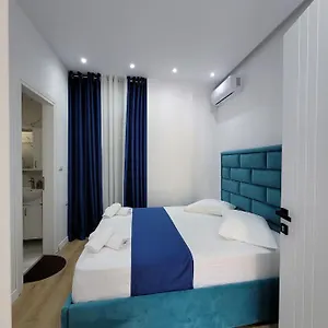 Affittacamere Luxury Room's By Lika, Sarandë