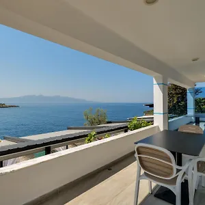 Affittacamere Fabeno, Sarandë